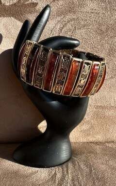 Vintage Selro Gold Tone Faux Amber Stretch Bracelet Asian-InspiredJewelry